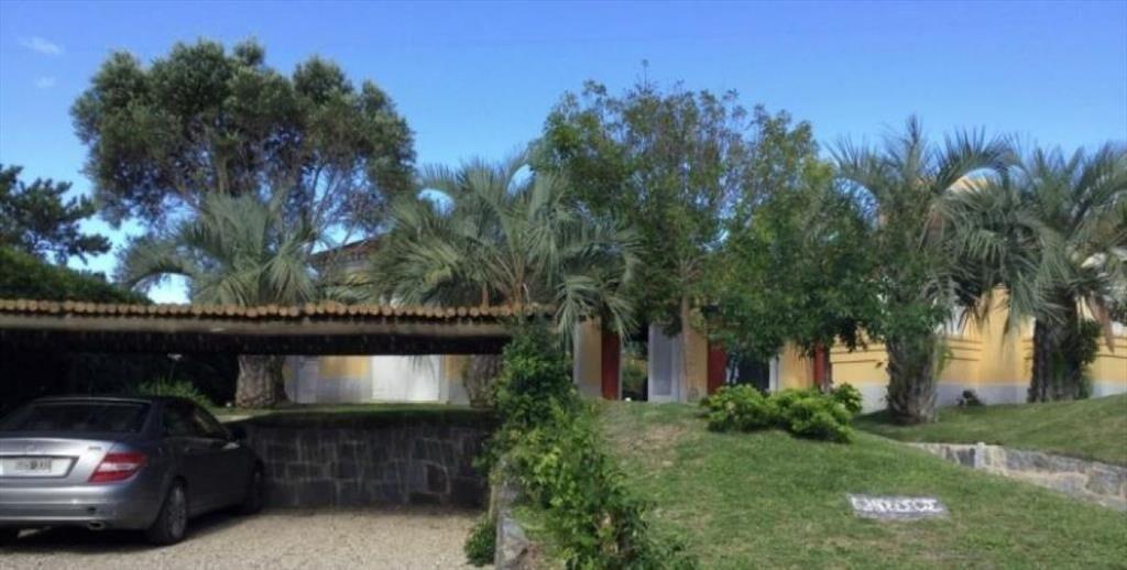 CASA EN VENTA DE 3 DORMITORIOS EN LA BARRA