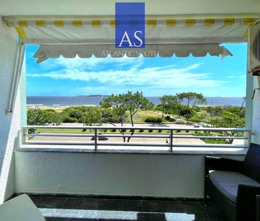 Loft monoambiente reciclado frente al mar con y