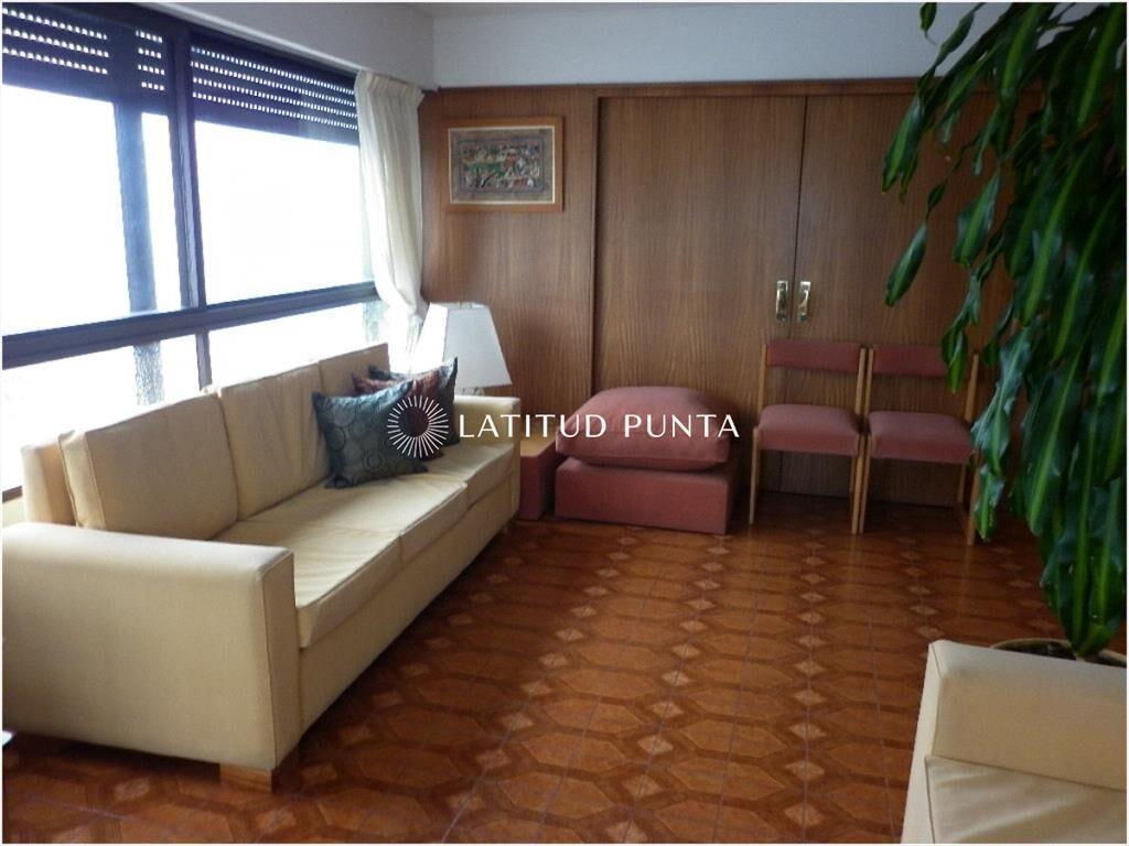 Piso alto en Península
