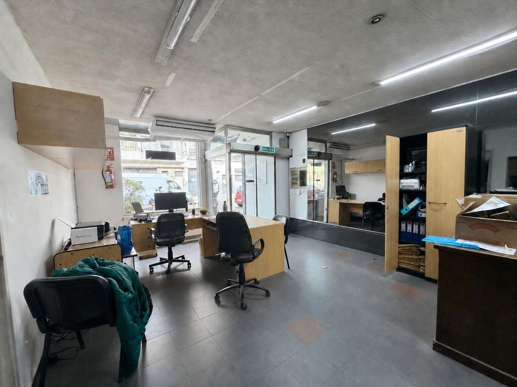 2 Locales comerciales y deposito en venta
