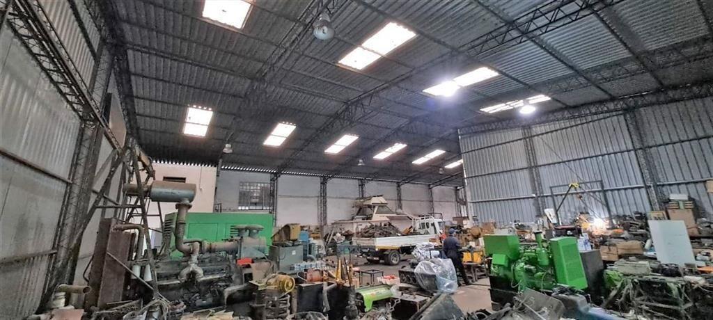 Venta Galpòn con Renta Depòsito Nave Industrial Cerrito 96