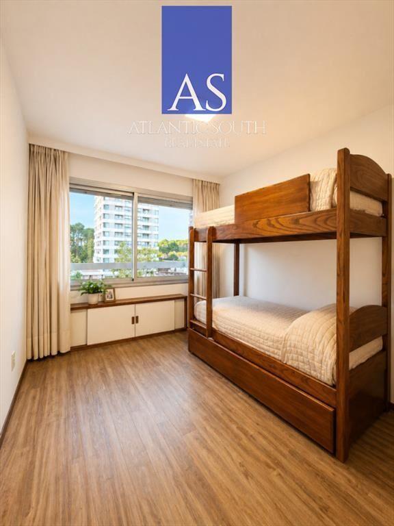 Apartamento 2 dormitorios con garage 100% planta