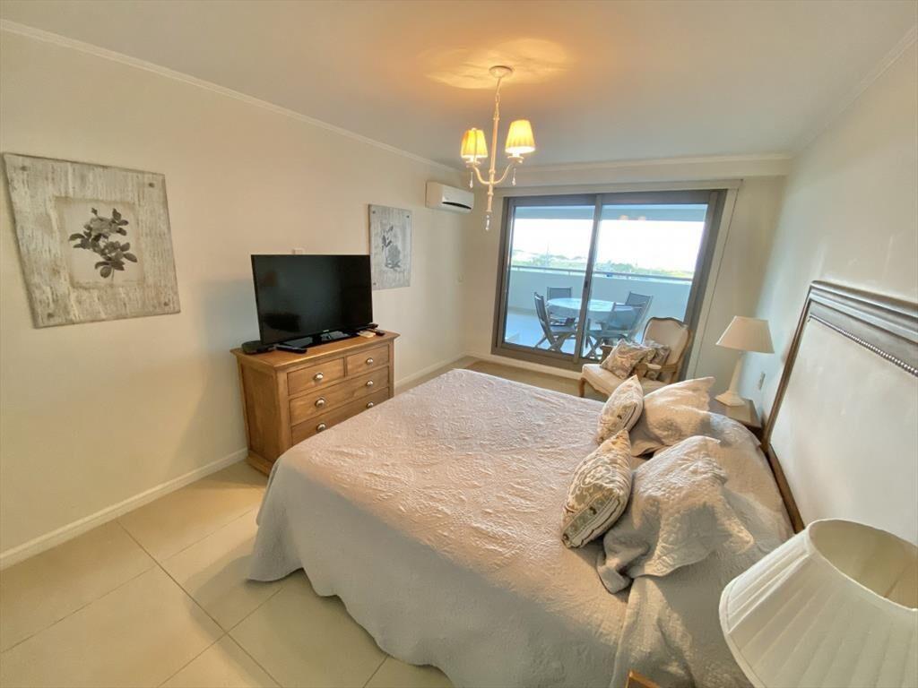 ALQUILER DE APARTAMENTO 2 DORMITORIOS EN TORRE IMPERIALE I