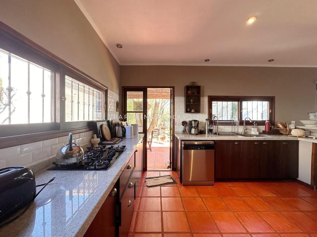 Casa de 5 dormitorios en alquiler temporal, Pinares Punta d
