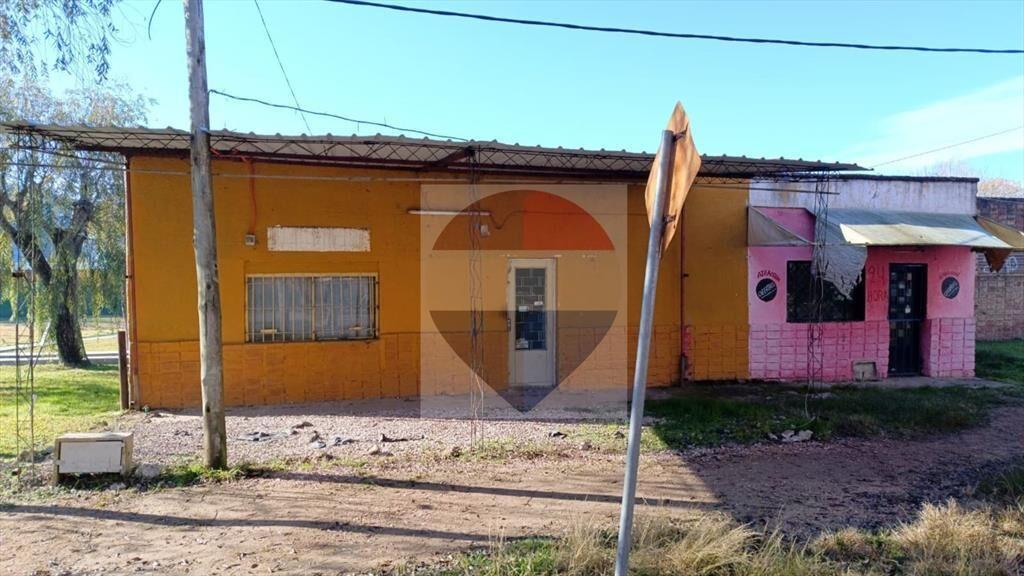 VENTA DE LOCAL COMERCIAL EN PANDO