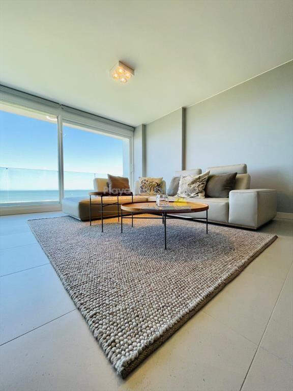 Alquiler y venta de apartamento de 3 dormitorios