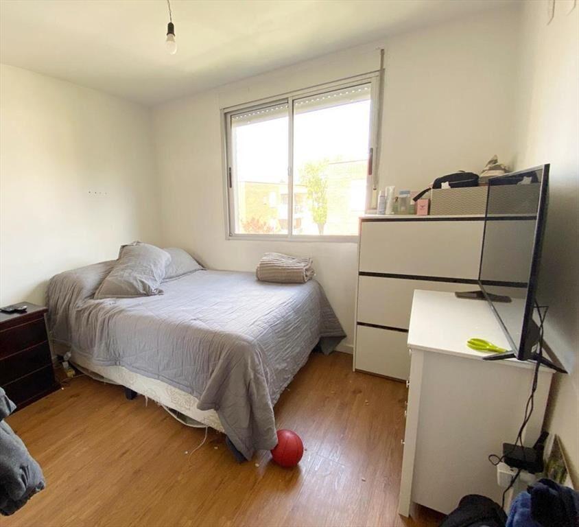 Venta apartamento con renta, de 3 dormitorios, terraza con