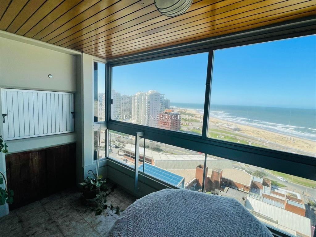 Apartamento en ventaa de 3 dormitorios en Punta