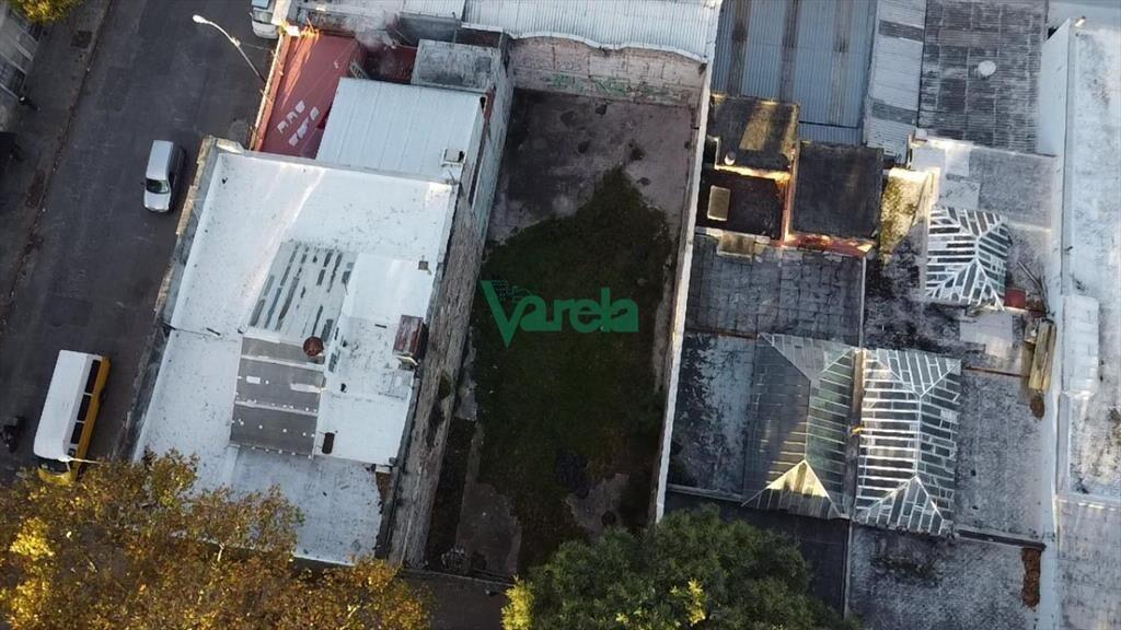 Venta terreno General Flores ideal edificio local