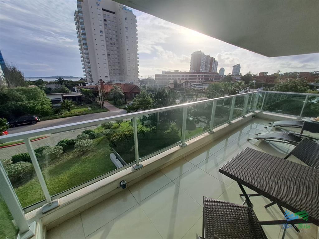 En venta Apartamento en Playa Mansa de 3 con del