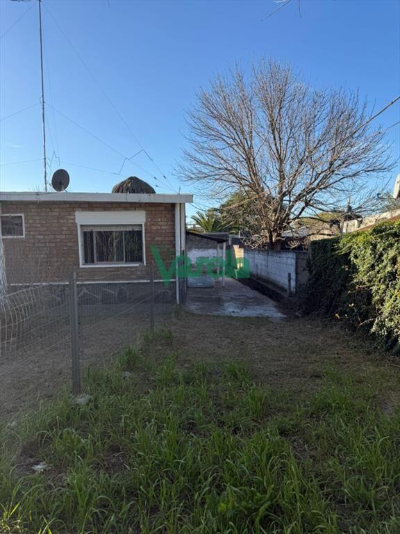 Se venden 2 casas en Barros Blancos, casi ideal o