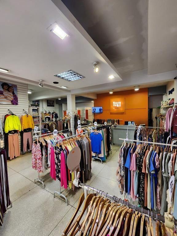 Alquiler local comercial calle principal de Pando