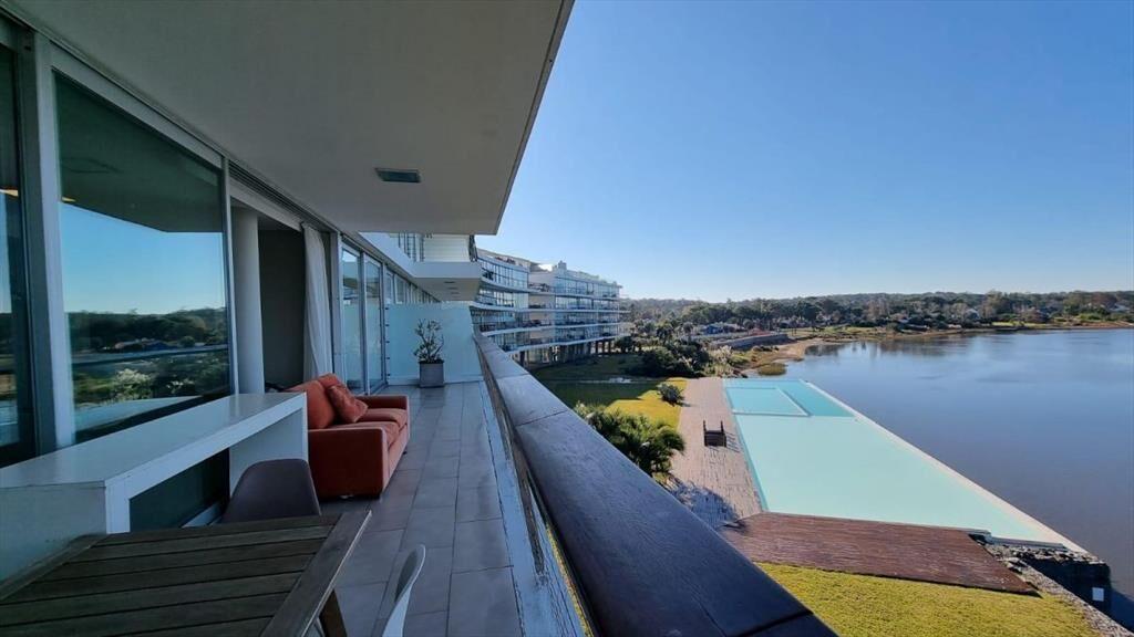Apartamento con Excepcional vista al mar, gran terraza, 3 S