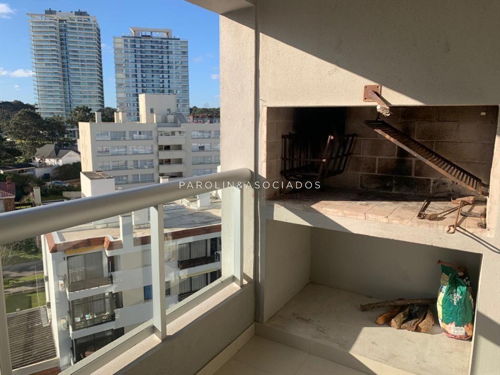 Apartamento en venta de 3 dormitorios en Brava