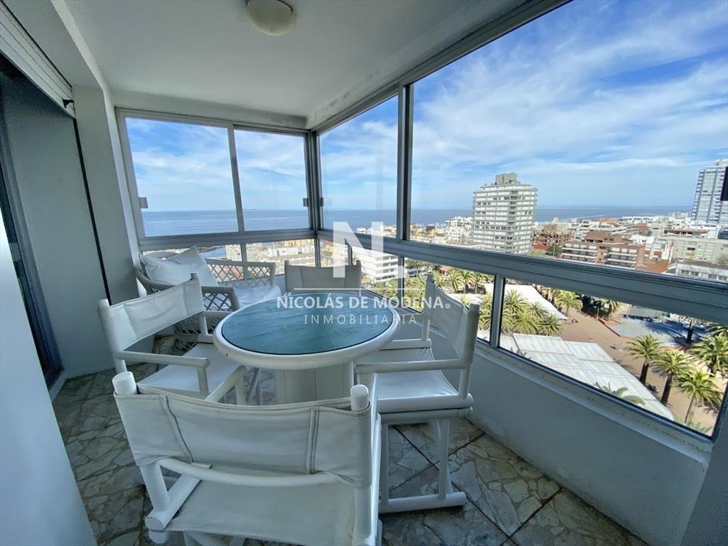 Apartamento en Peninsula, 3 dormitorios