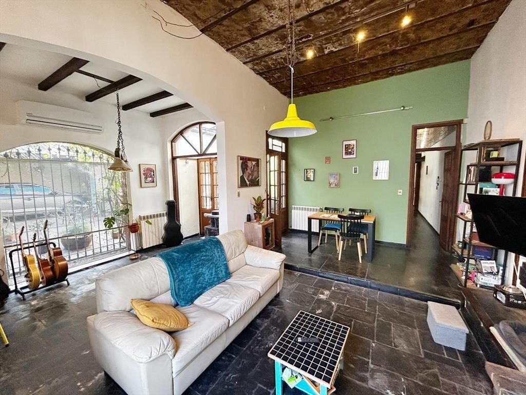 Venta de Casa de 3 dormitorios y garage en Pocitos