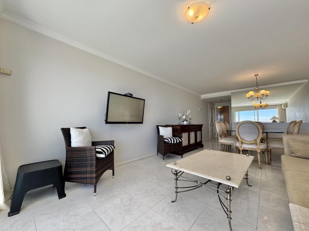 APARTAMENTO EN VENTA 3 DORMITORIOS - CORAL TOWER