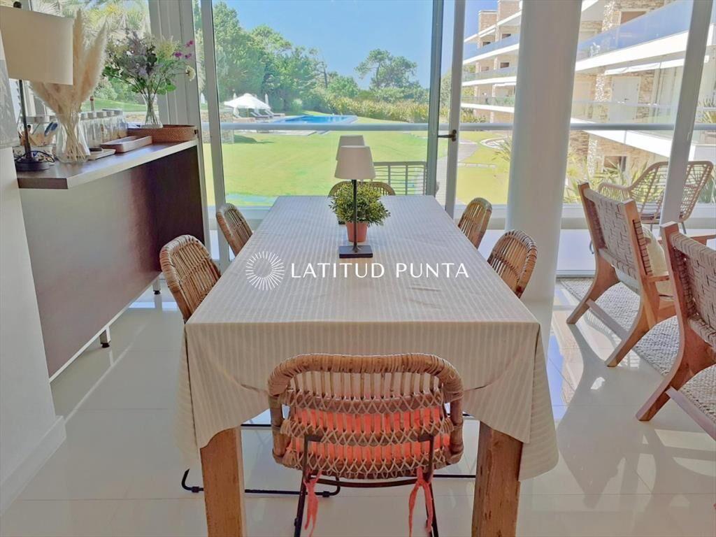 Apartamento dúplex en Rincón del Indio, 2 más