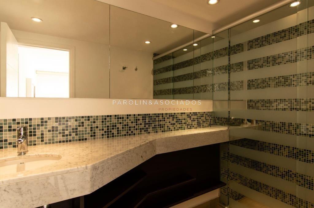 Excelente apartamento en venta en Icon Brava del