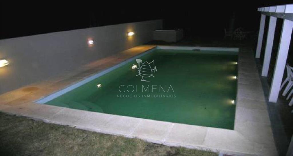 Muy linda casa en VENTA en La Barra!