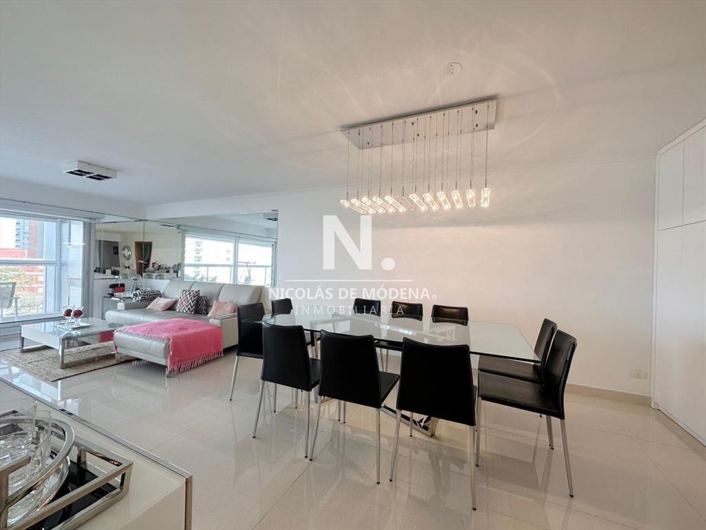 Departamento en venta de 3 dormitorios en Miami