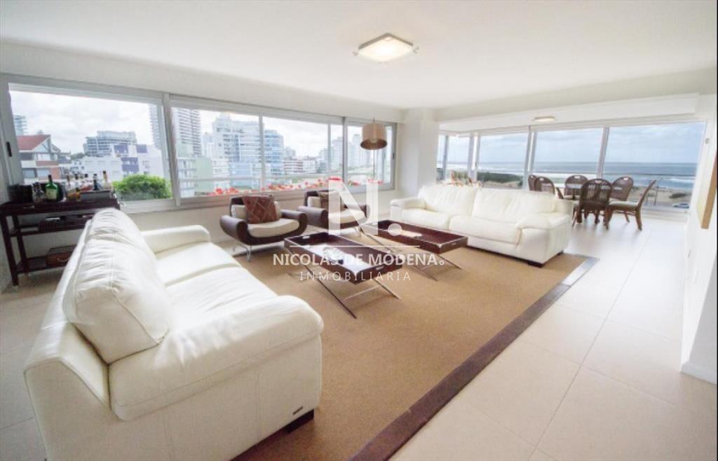 Hermoso Departamento en venta.