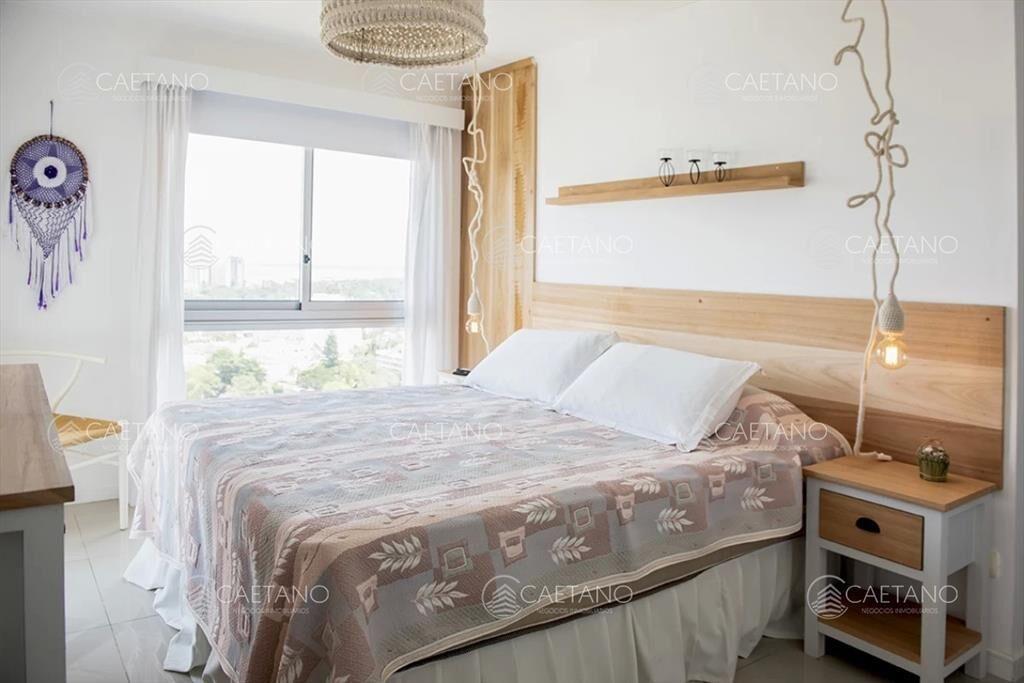 Alquiler temporario apartamento 2 dormitorios playa brava P