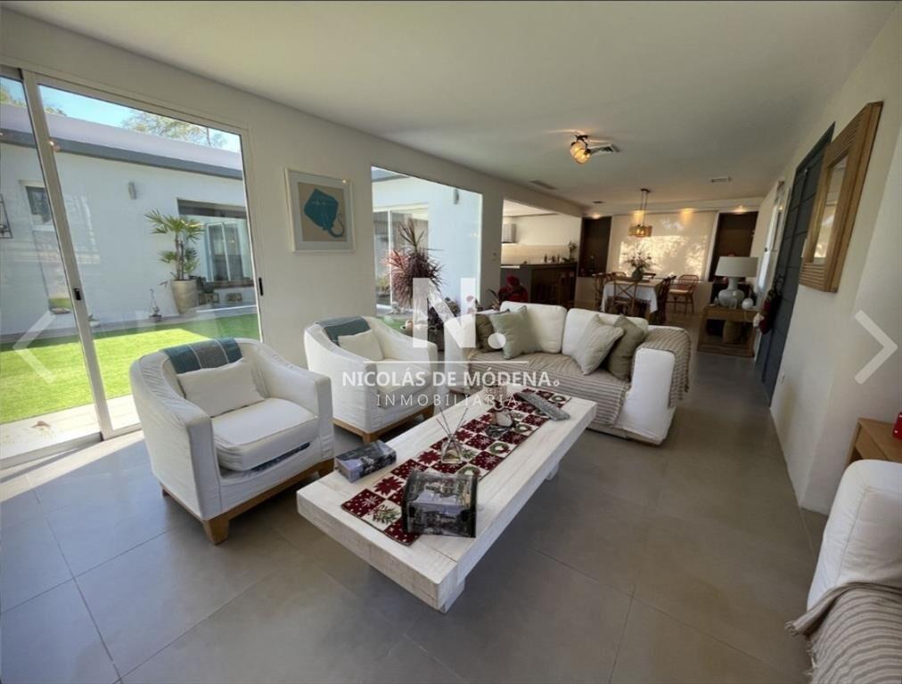 Alquila casa de 3 dormitorios en Mansa, Punta del Este