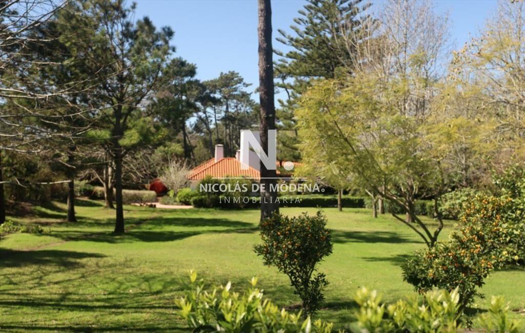 Casa en Venta 5 Dormitorios, Playa brava Punta