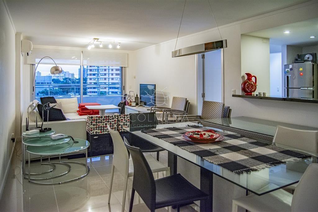 Apartamento en venta de 3 dormitorios en Punta
