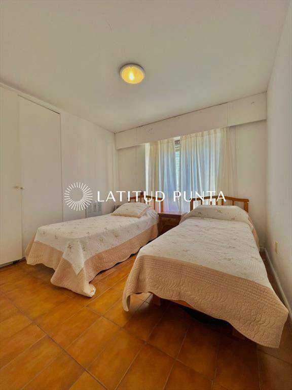 Gran departamento en Península, 3 dormitorios