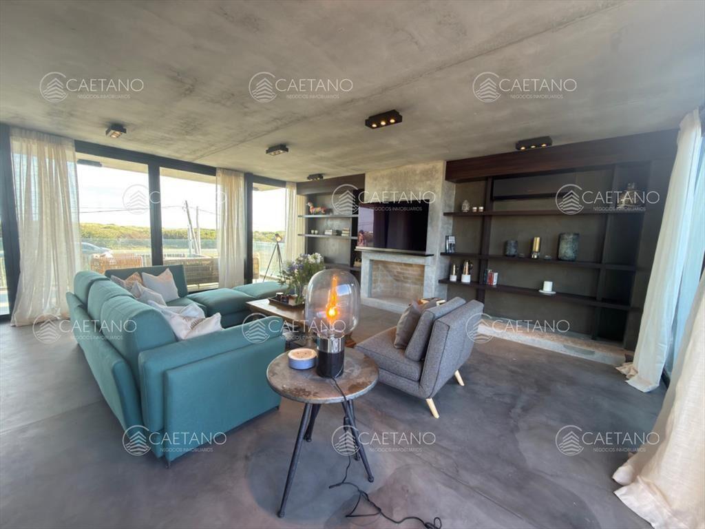 Casa Venta 3 Dormitorios La Juanita