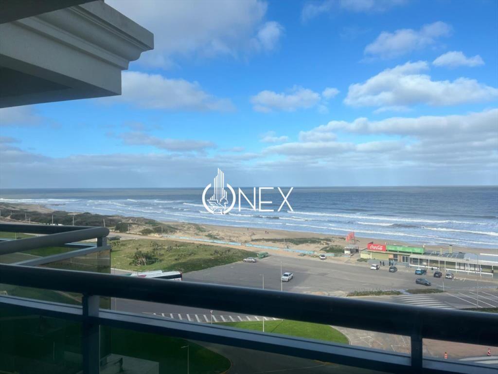 Venta apartamento 3 dormitorios en suite con al 1