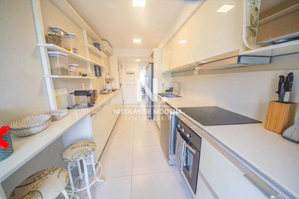 Vende apartamento en Mansa, Punta del Este de 3