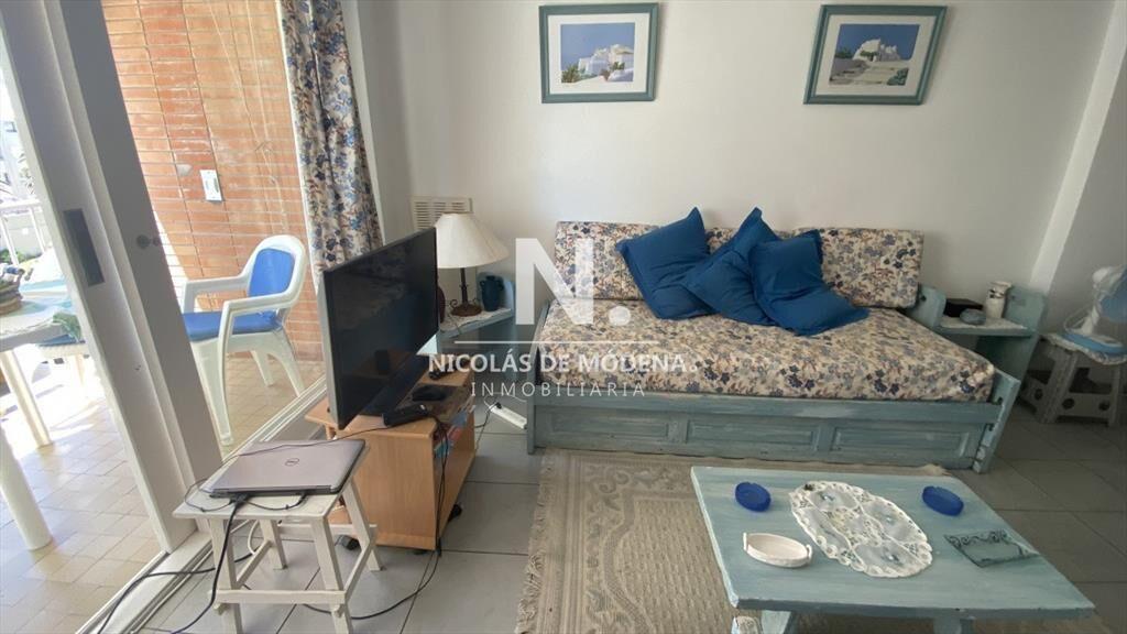 En venta apartamento a metros del puerto de 1 en