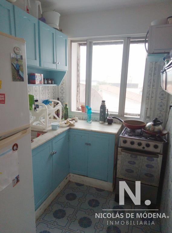 VENTA DE APARTAMENTO DE 2 DORMITORIOS EN PENINSULA CON PARR