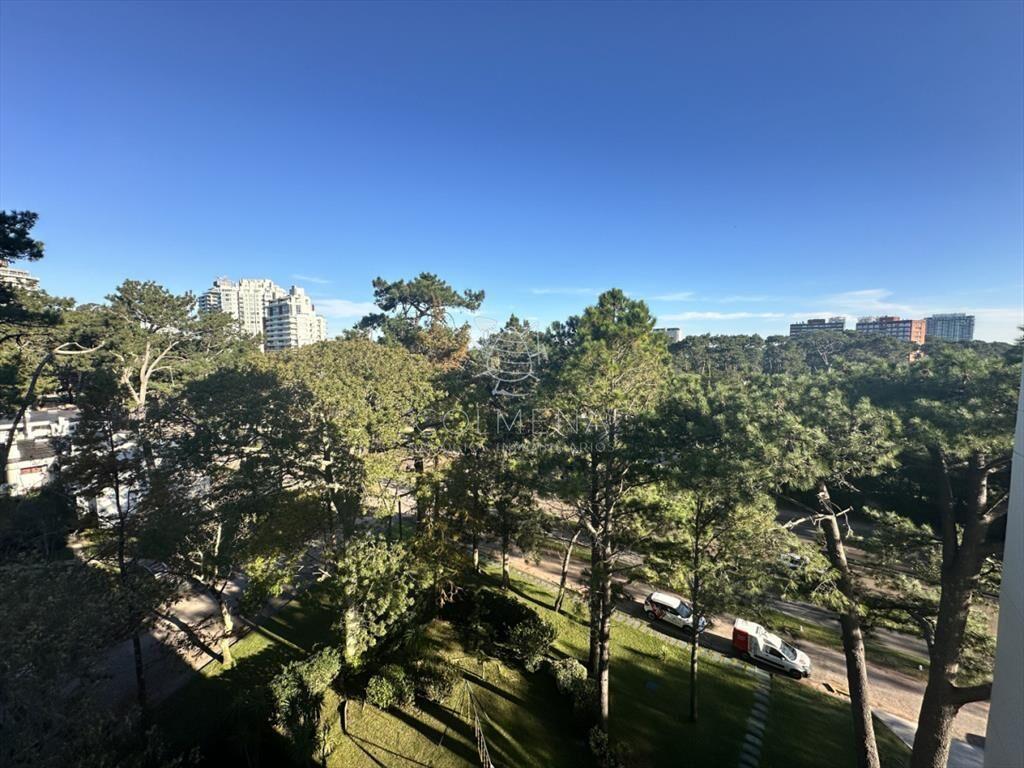 Apartamento en venta de dos dormitorios con listo