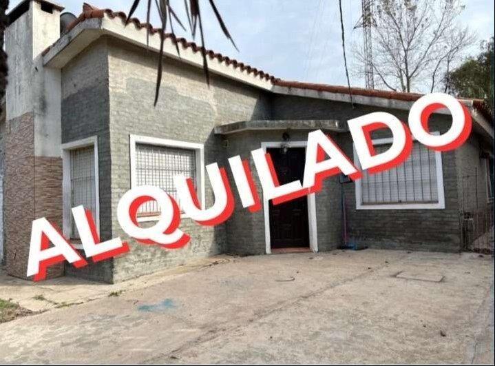 *** ALQUILADO *** A METROS DE AV. GIANNATTASIO 4 DORMITORI