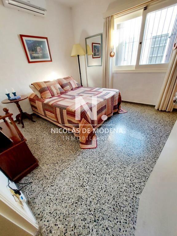 Amplia casa en venta San carlos.