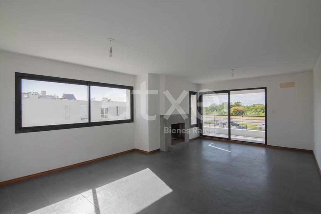 Apartamento Venta  3 dormitorios en Barra de Carrasco...
