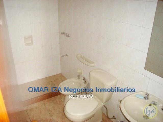 Iza. Con Renta, Ideal Inversores. Local Industrial En Venta