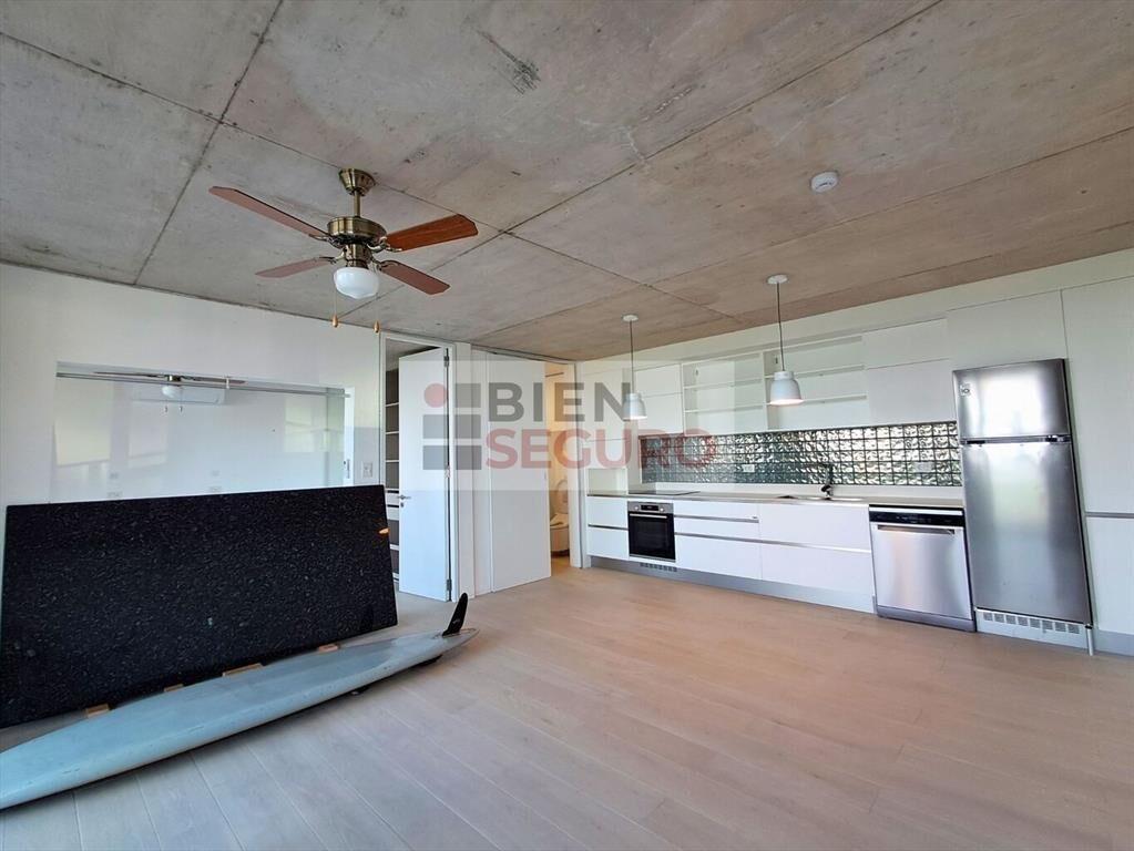 Moderno apartamento de 1 dormitorio, con vista al mar, en v
