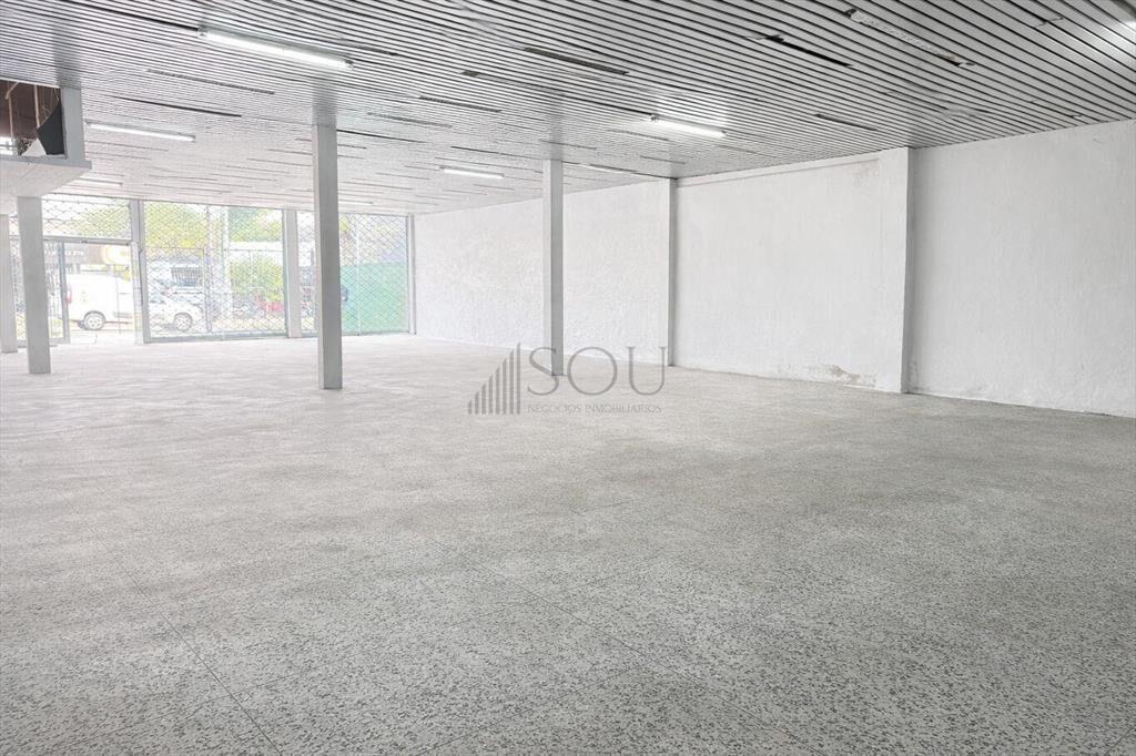 Alquiler local comercial en Sayago