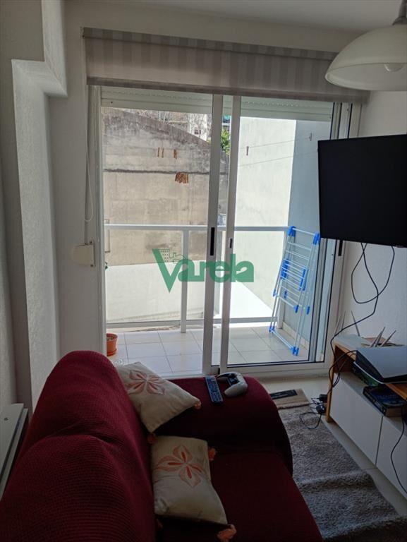 Venta apto Cordon, 2 dormitorios, 6to piso ascensor, parril