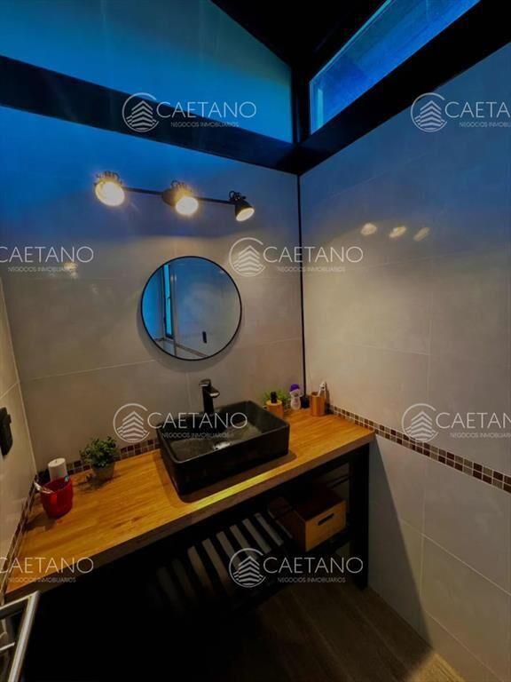 Venta casa en Barrio privado La Barra