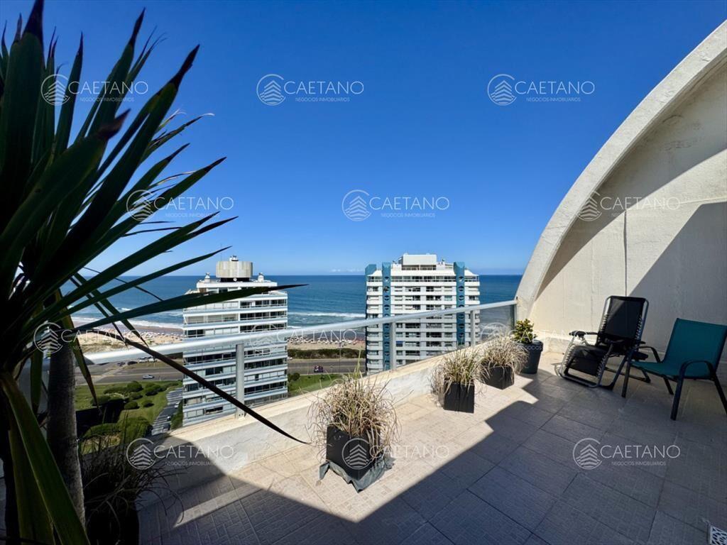 Venta. Penthouse dúplex. 3 dormitorios +