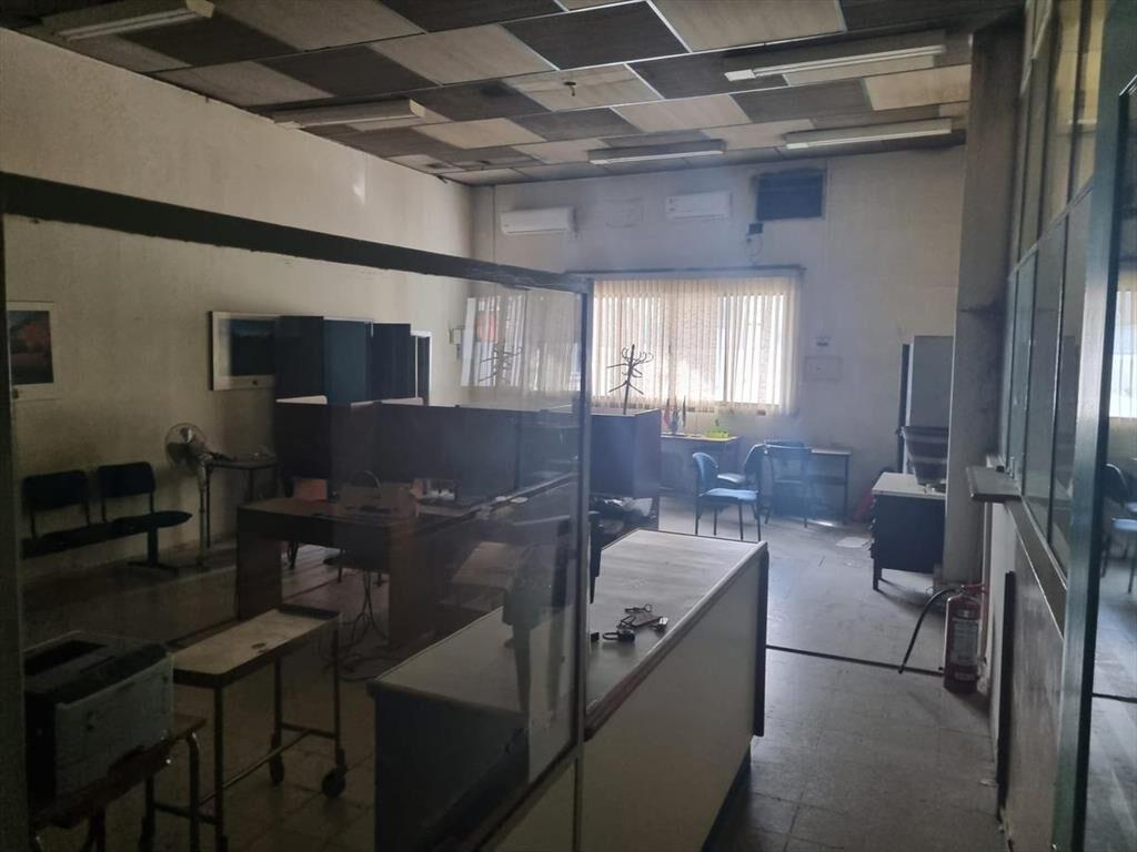 Colonia y Vazquez, edificio entero , 2465 m2 , 6 pisos , as