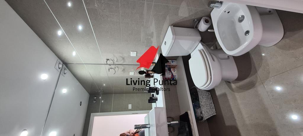 Apartamento en piso 19