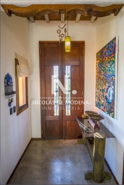 En venta hermosa y espaciosa casa en Solanas, de