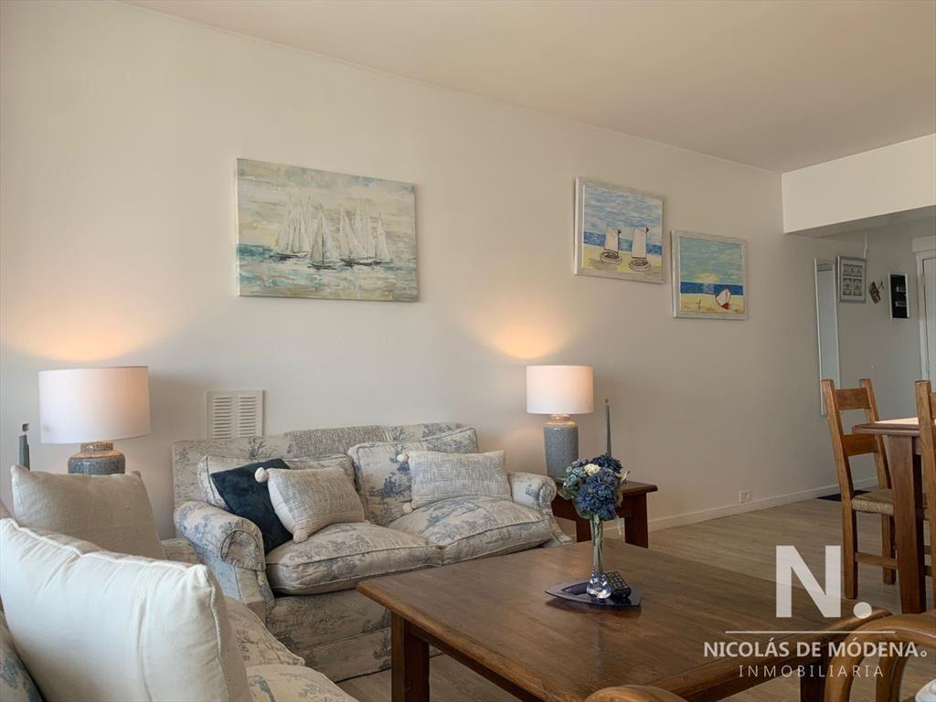 Apartamento reciclado a metros del mar